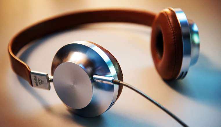 headphones investment podcasts