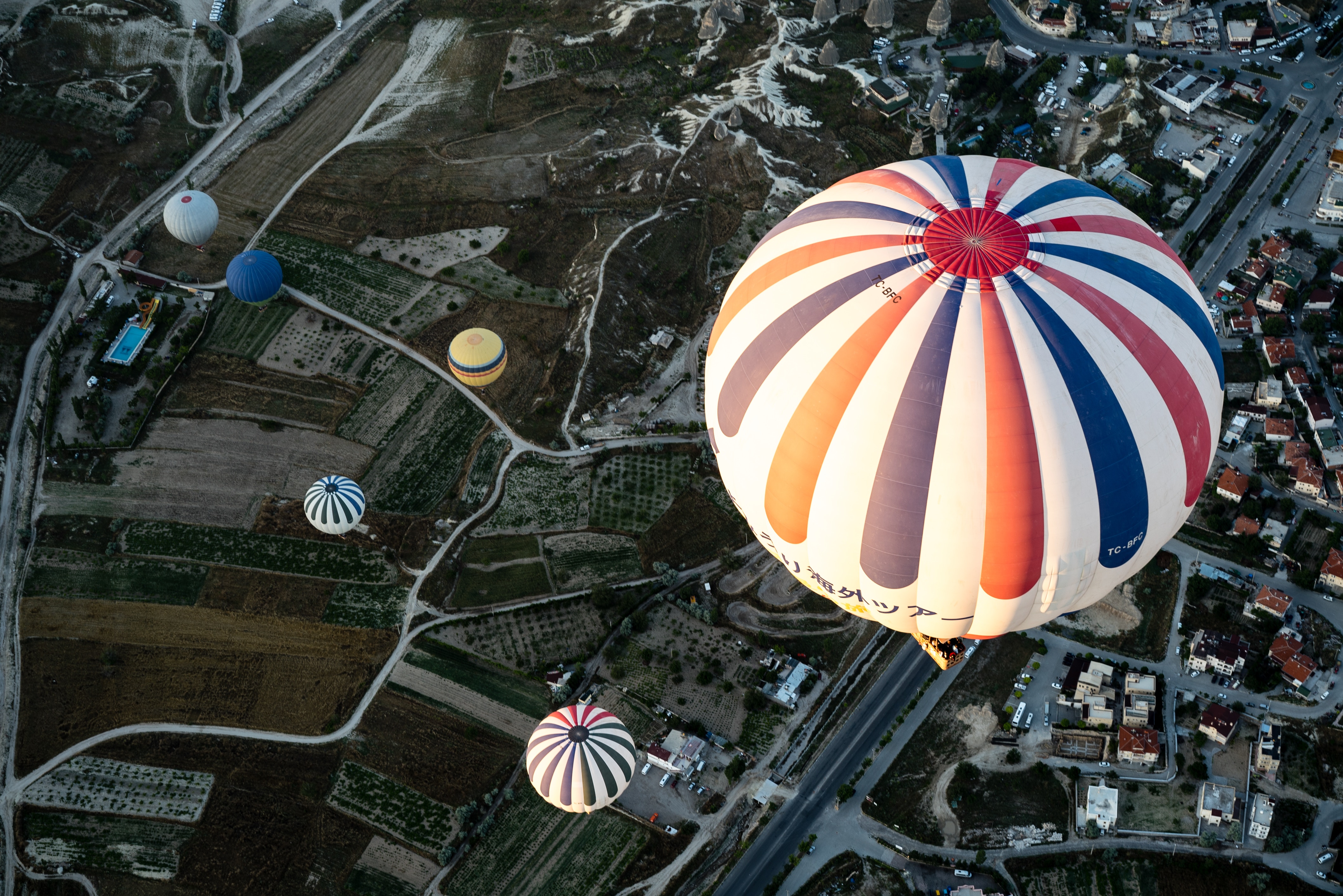 hot air balloon unconstrained fixed income investing