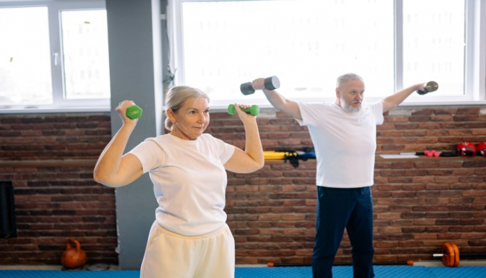 pensioners-with-dumbbells